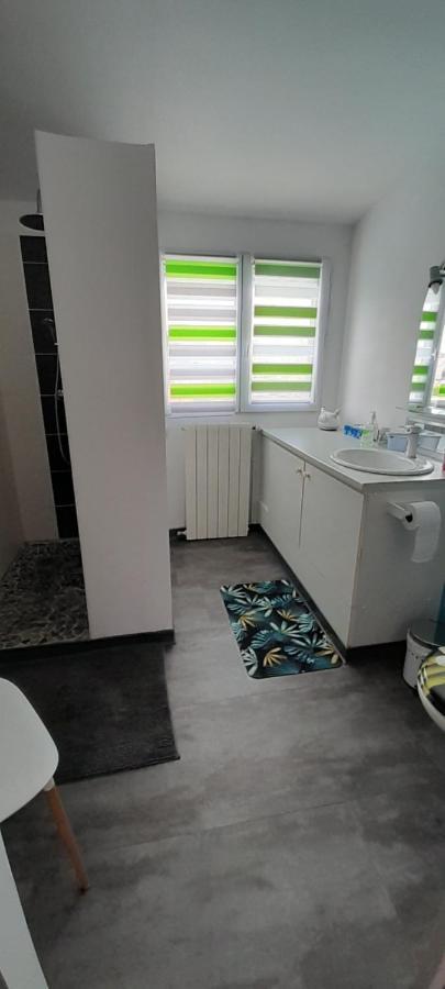 Chambre Chez Corinne Et Bernard Cazouls-les-Beziers Luaran gambar